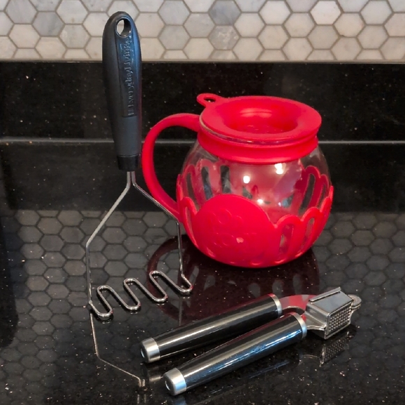 🎵 Kitchen Tool Set🎵 - Picture 1 of 7